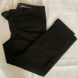 Banana Republic Sloan pants
Black color with a 26” inseam. Wore one time.